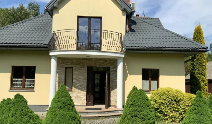 dom wolnostojący Adamów-Wieś, ul. Brzozokalska