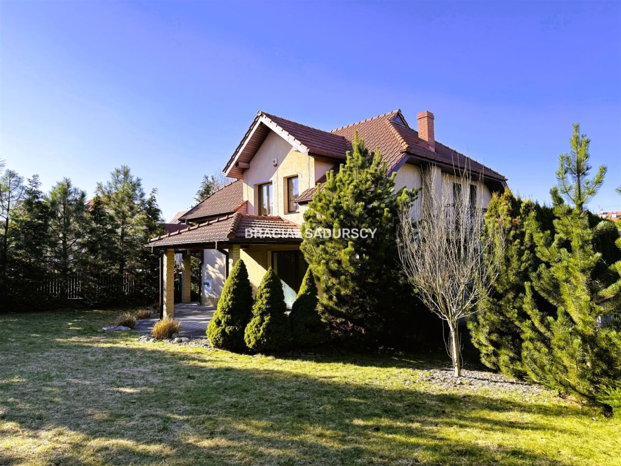 dom wolnostojący, 7 pokoi Kraków Dębniki, ul. Sławomira Odrzywolskiego. Zdjęcie 2