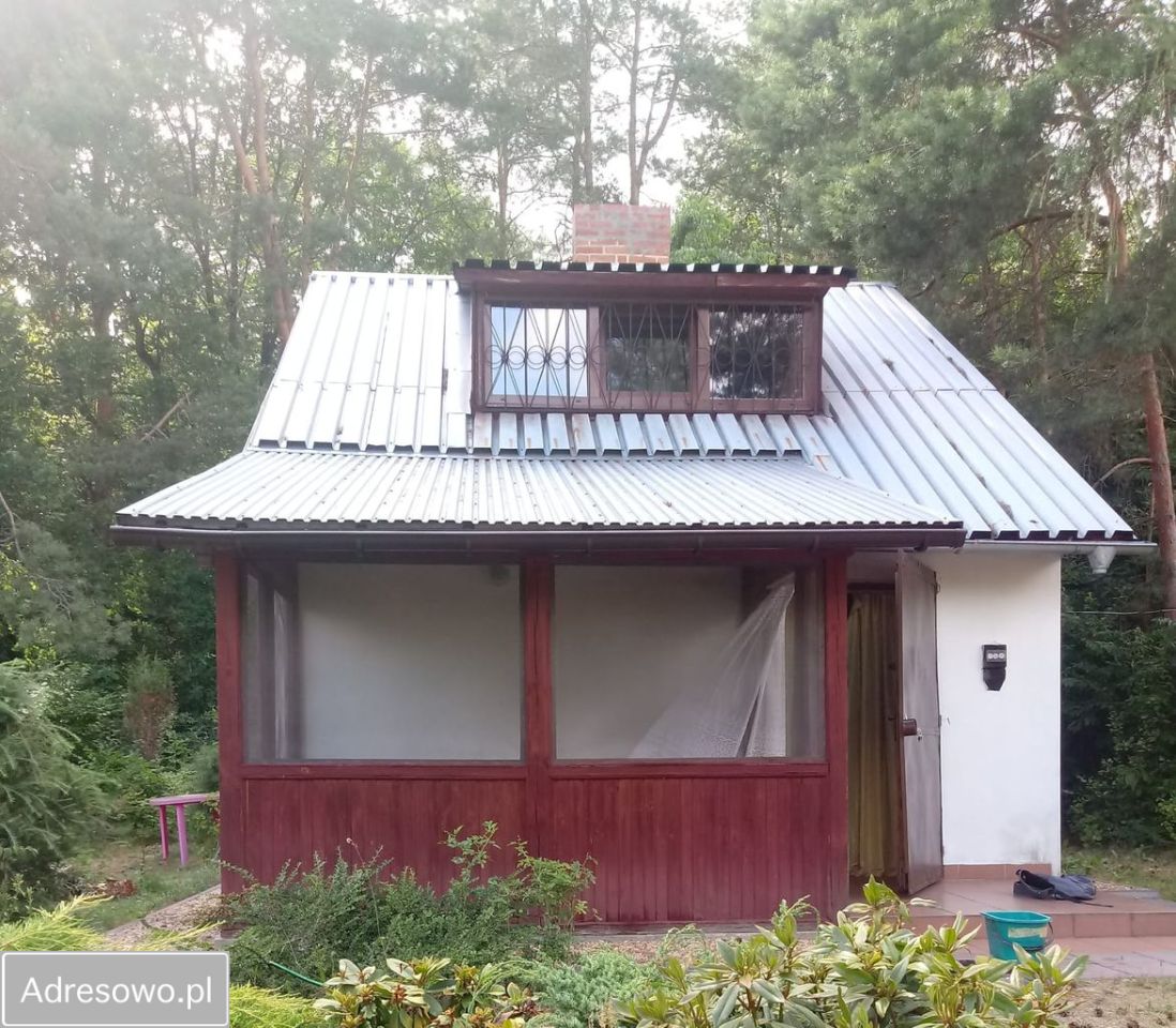 dom wolnostojący, 2 pokoje Kunów. Zdjęcie 1
