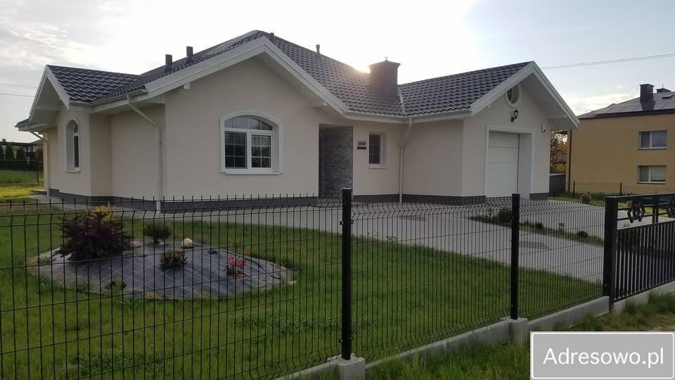 dom wolnostojący, 3 pokoje Krasne. Zdjęcie 1