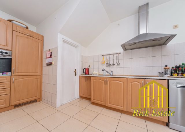 dom wolnostojący, 8 pokoi Bielsko-Biała, ul. Tenisowa. Zdjęcie 9