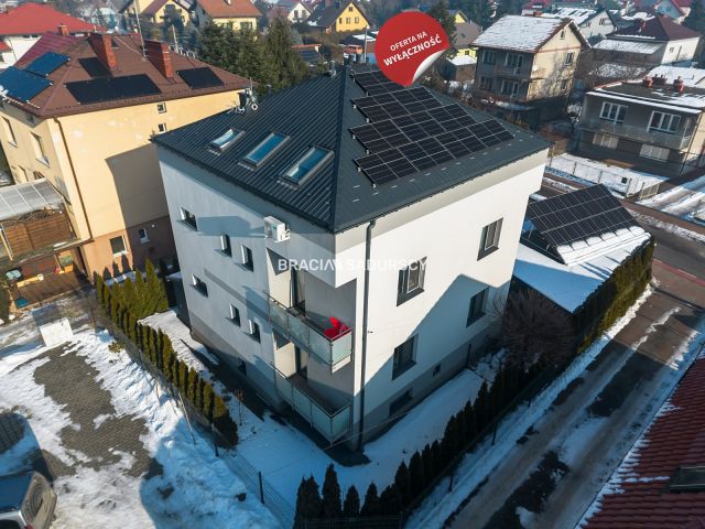 dom wolnostojący, 12 pokoi Niepołomice, al. Dębowa. Zdjęcie 1