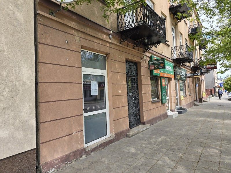 Lokal Radom Obozisko, ul. Andrzeja Struga. Zdjęcie 2