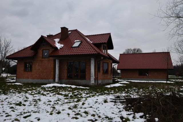 dom wolnostojący, 5 pokoi Łukawiec. Zdjęcie 1