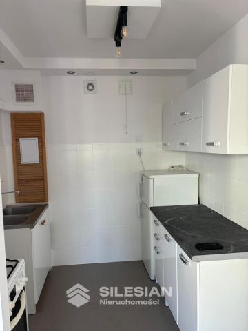 Mieszkanie 2-pokojowe Dzierżoniów, os. Błękitne. Zdjęcie 3