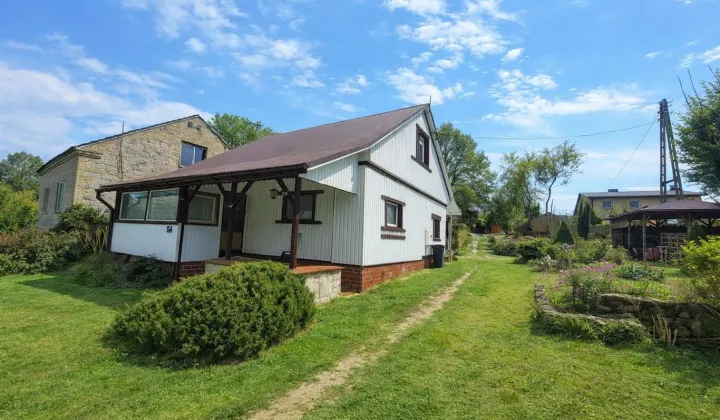 dom wolnostojący, 3 pokoje Jaroszów