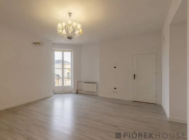 Mieszkanie 3-pokojowe Warszawa Śródmieście, ul. Chmielna. Zdjęcie 3