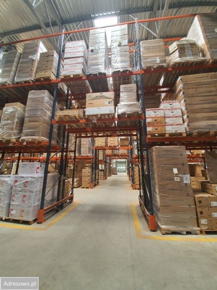 Hala/magazyn Cząstków Mazowiecki. Zdjęcie 9