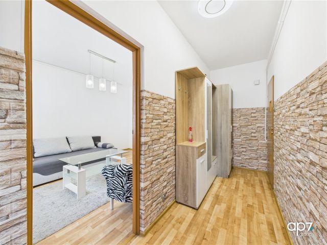 Mieszkanie 2-pokojowe Libertów. Zdjęcie 4