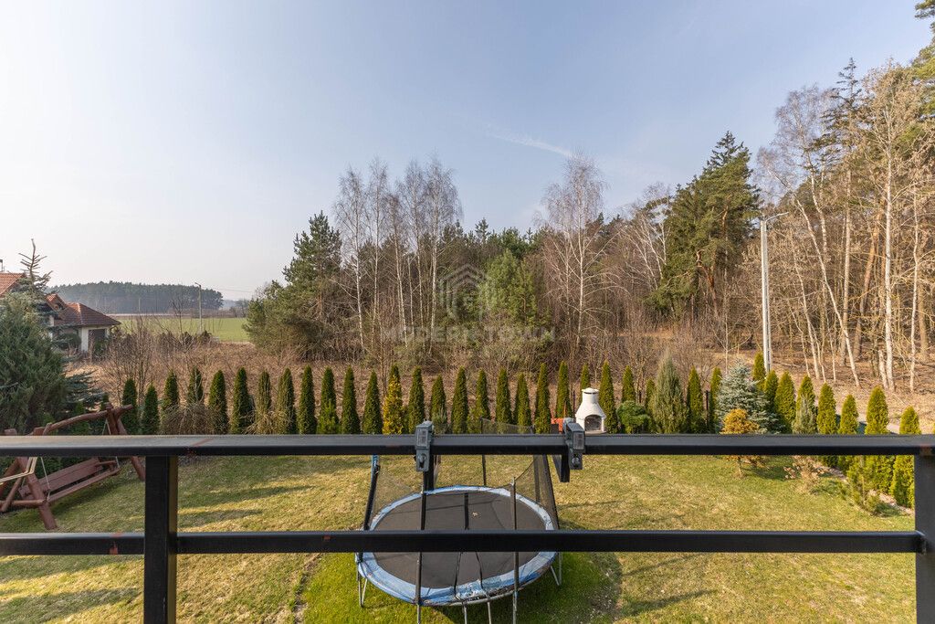 dom wolnostojący, 5 pokoi Mieszki-Różki Mieszki-Atle. Zdjęcie 13