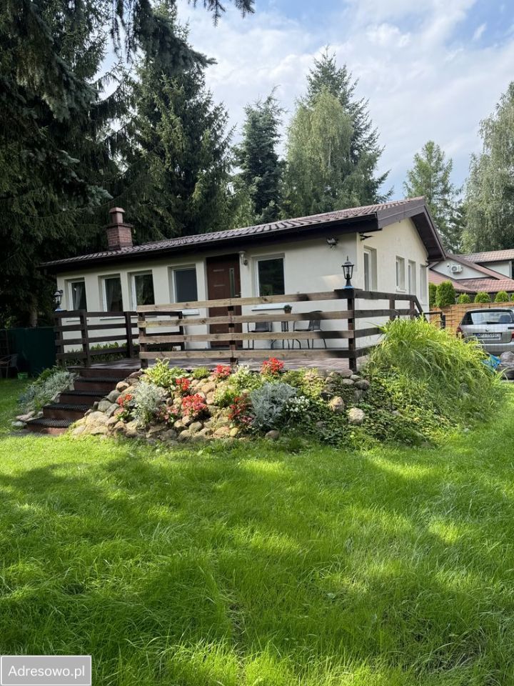 dom wolnostojący, 3 pokoje Konstancin-Jeziorna. Zdjęcie 1