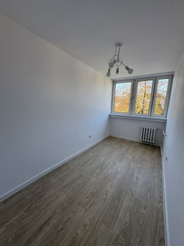 Mieszkanie 3-pokojowe Kłodzko, ul. Ksawerego Dunikowskiego. Zdjęcie 4