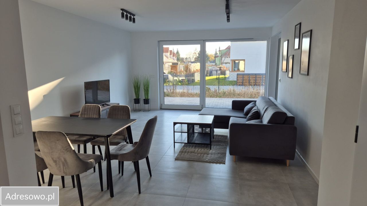 bliźniak, 4 pokoje Tyniec Mały, ul. Domasławska. Zdjęcie 10