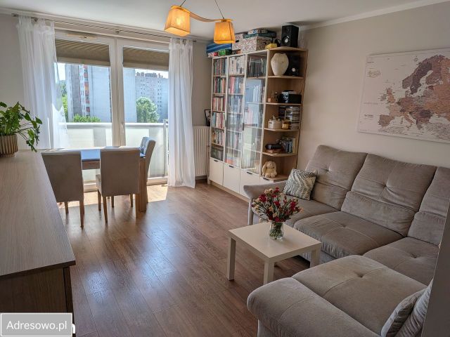 Mieszkanie 3-pokojowe Kraków Mistrzejowice, os. Bohaterów Września. Zdjęcie 1