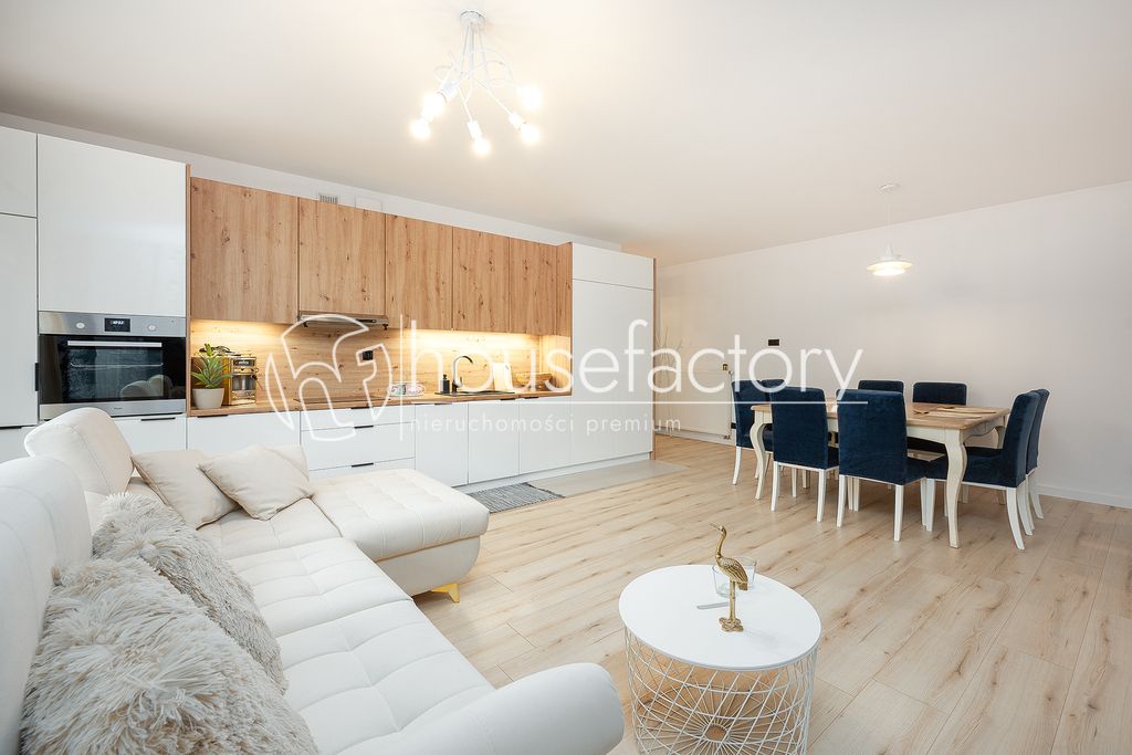 Mieszkanie 3-pokojowe Łódź, ul. Juliana Tuwima. Zdjęcie 3