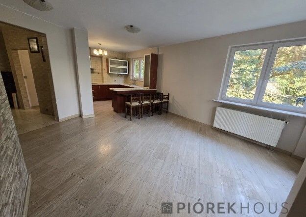Mieszkanie 3-pokojowe Warszawa Wesoła, ul. Dworkowa. Zdjęcie 1