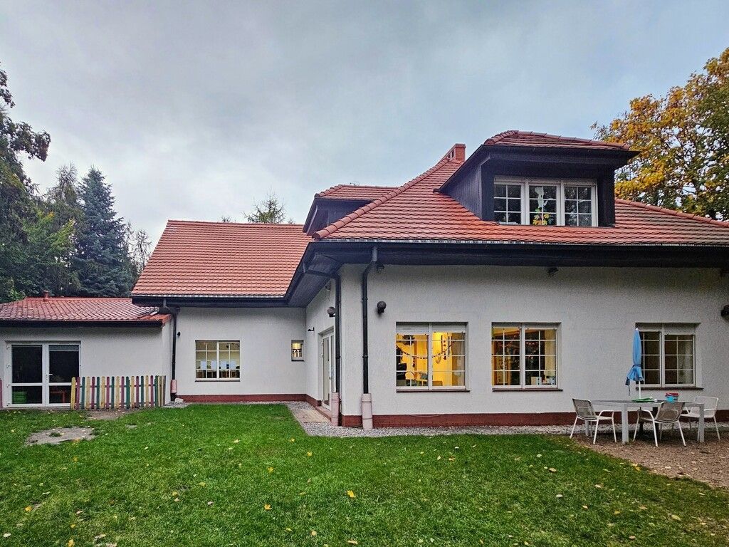 dom wolnostojący, 9 pokoi Wrocław Ołtaszyn, ul. Jarzynowa. Zdjęcie 1