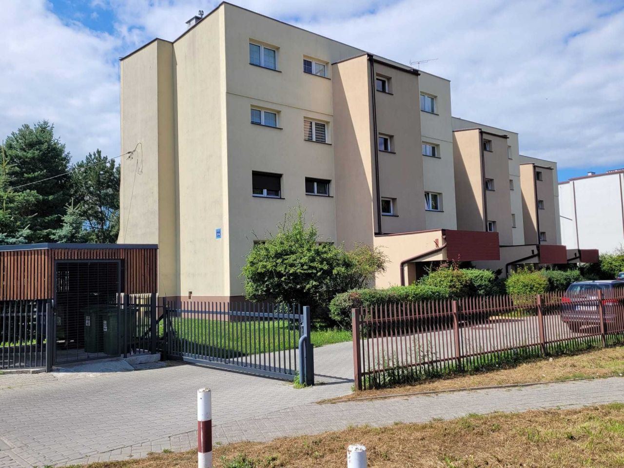 Mieszkanie 5-pokojowe Skierniewice, ul. Mszczonowska. Zdjęcie 1