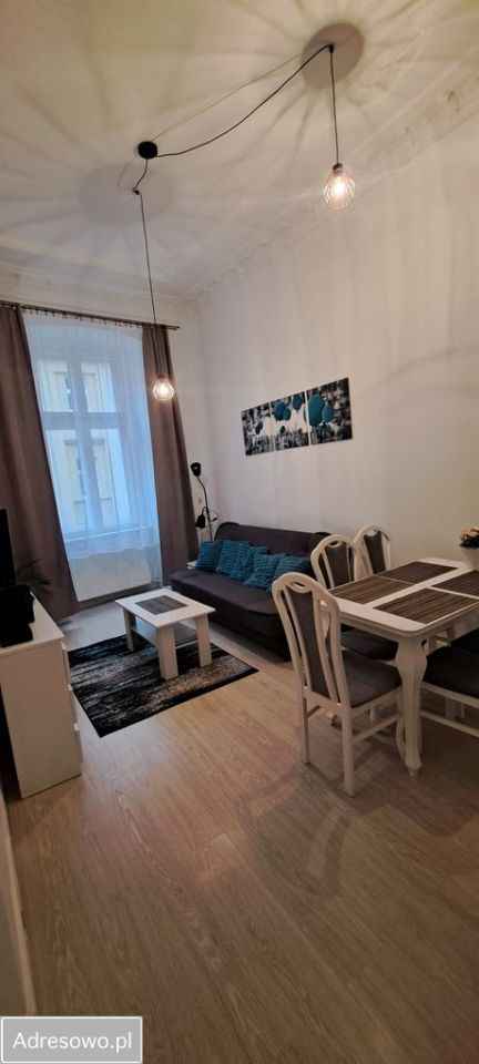 Mieszkanie 3-pokojowe Toruń Stare Miasto. Zdjęcie 1