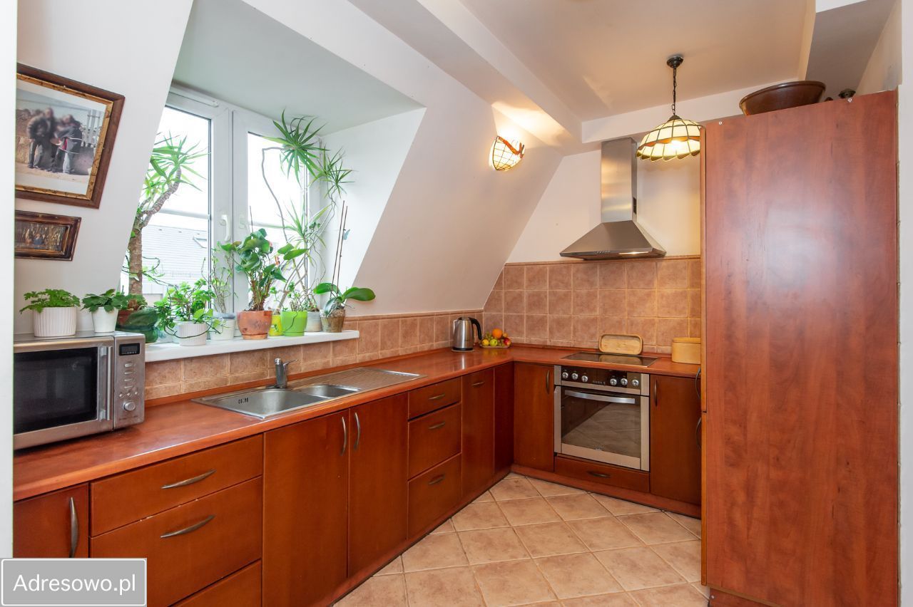 Mieszkanie 4-pokojowe Poznań Sołacz, ul. Wojska Polskiego. Zdjęcie 2