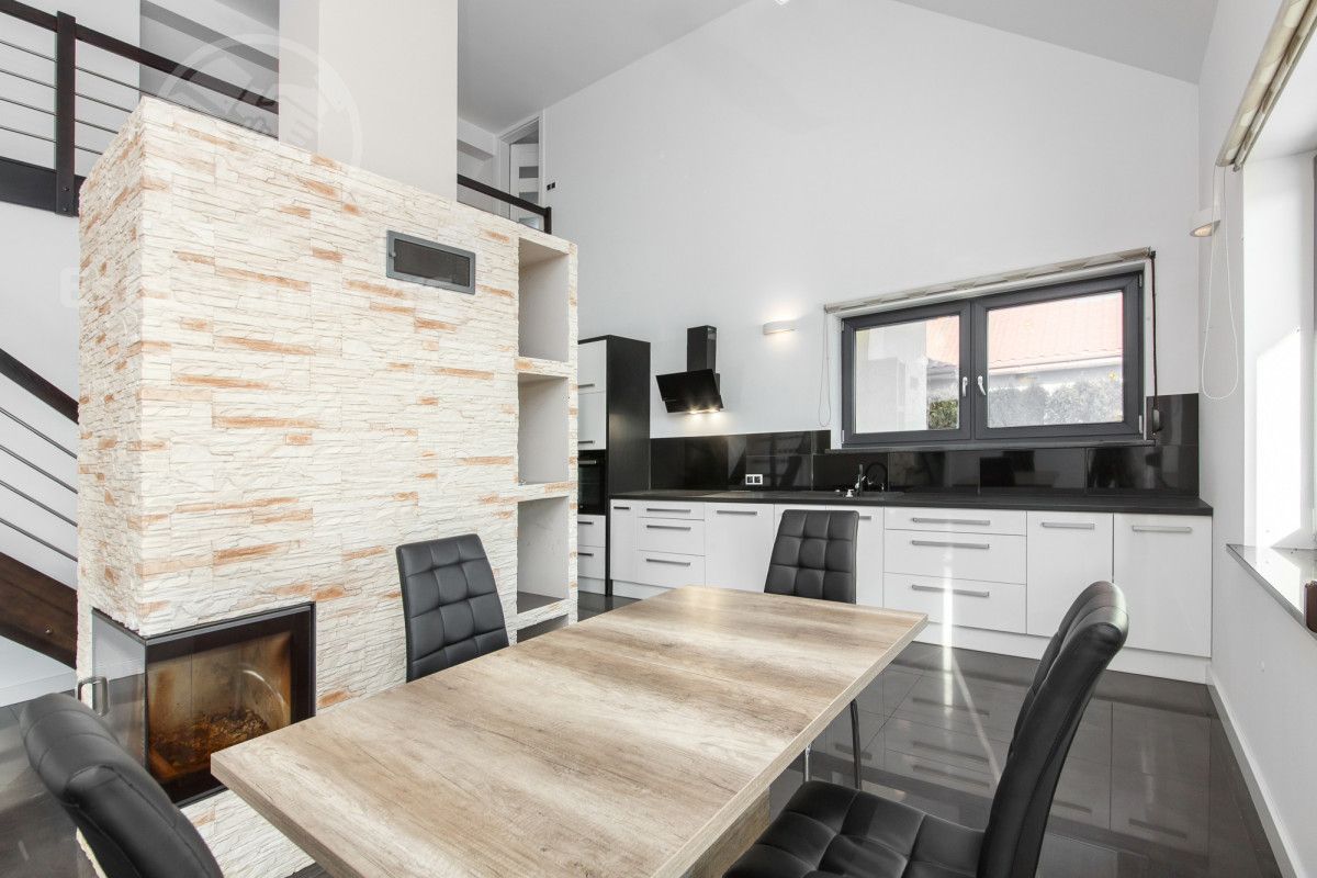 dom wolnostojący, 5 pokoi Mnichowice, ul. Wierzbowa. Zdjęcie 8