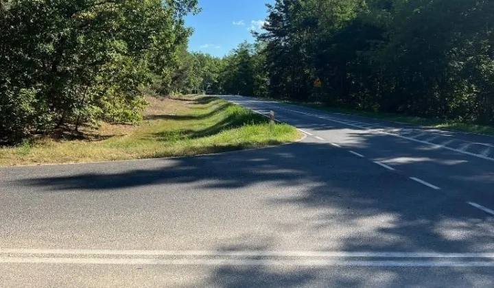 Działka Stanisławów Pierwszy, ul. Brukowa