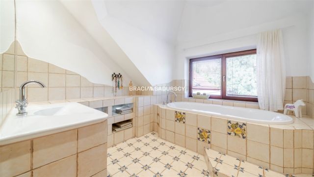 dom wolnostojący, 6 pokoi Mogilany. Zdjęcie 17