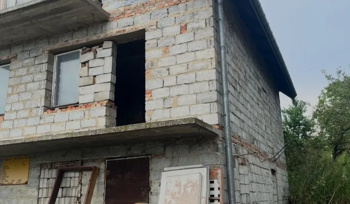 dom wolnostojący Tarnów Krzyż, ul. Szklana