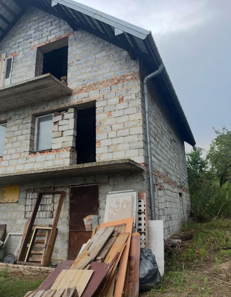 dom wolnostojący Tarnów Krzyż, ul. Szklana