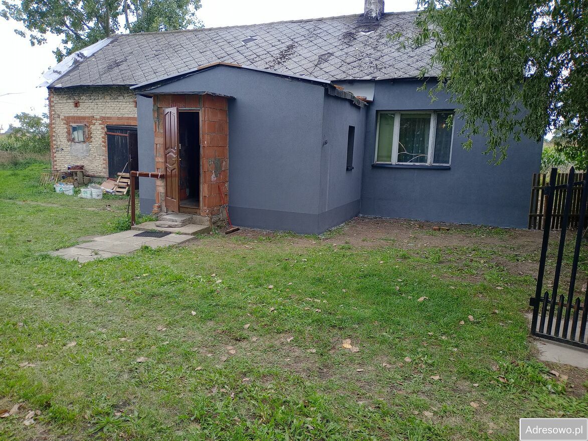 dom wolnostojący, 2 pokoje Uniejów