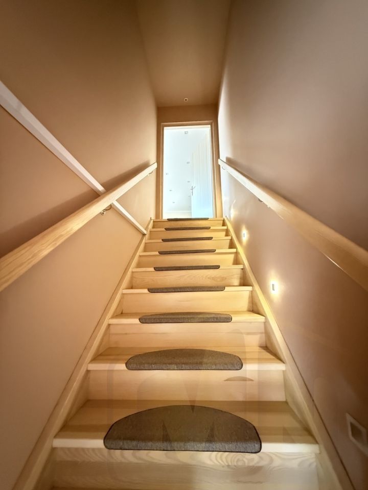 dom wolnostojący, 7 pokoi Leszno Zatorze. Zdjęcie 15