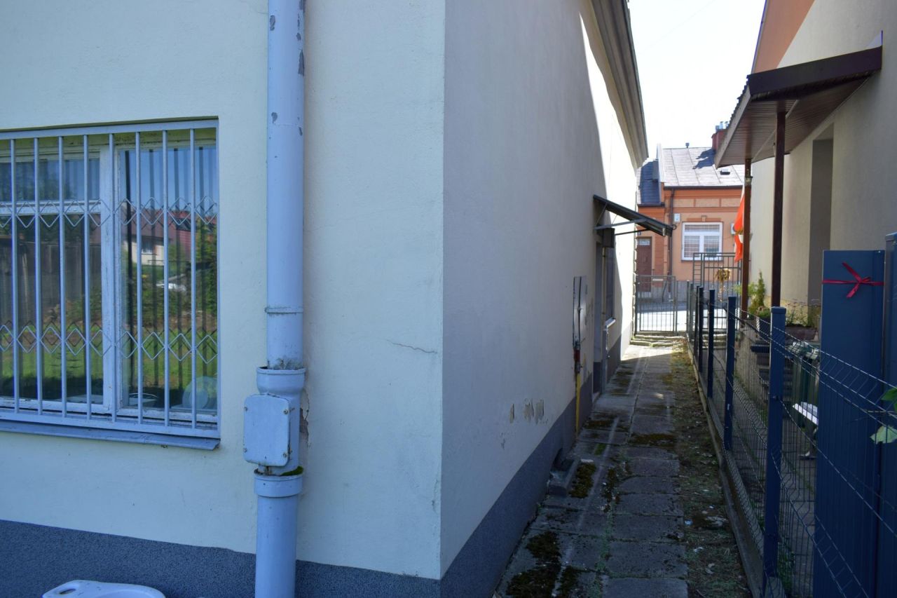 dom szeregowy, 6 pokoi Biecz, ul. Grodzka. Zdjęcie 11