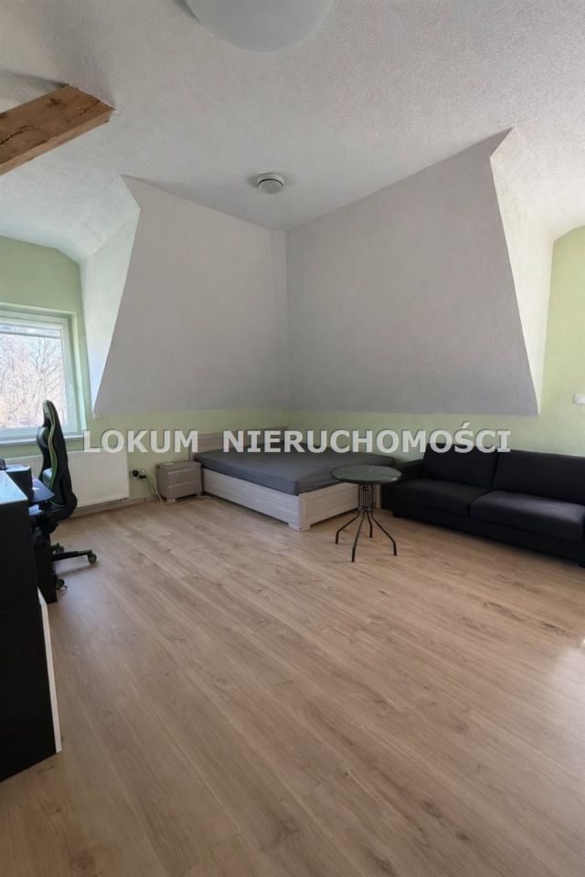 dom wolnostojący, 5 pokoi Pniówek, ul. Krucza. Zdjęcie 12