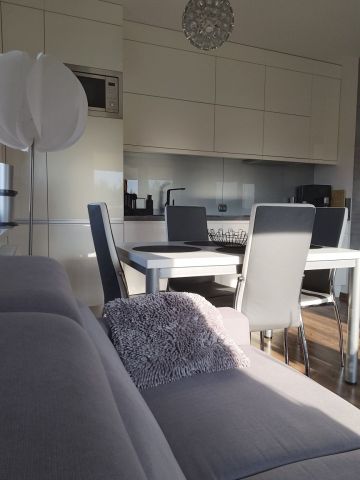 Mieszkanie 3-pokojowe Fasty. Zdjęcie 1