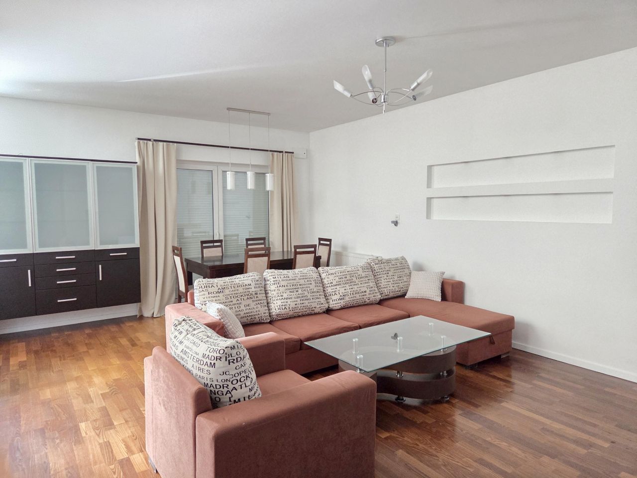 Mieszkanie 4-pokojowe Plewiska, ul. Grunwaldzka. Zdjęcie 2