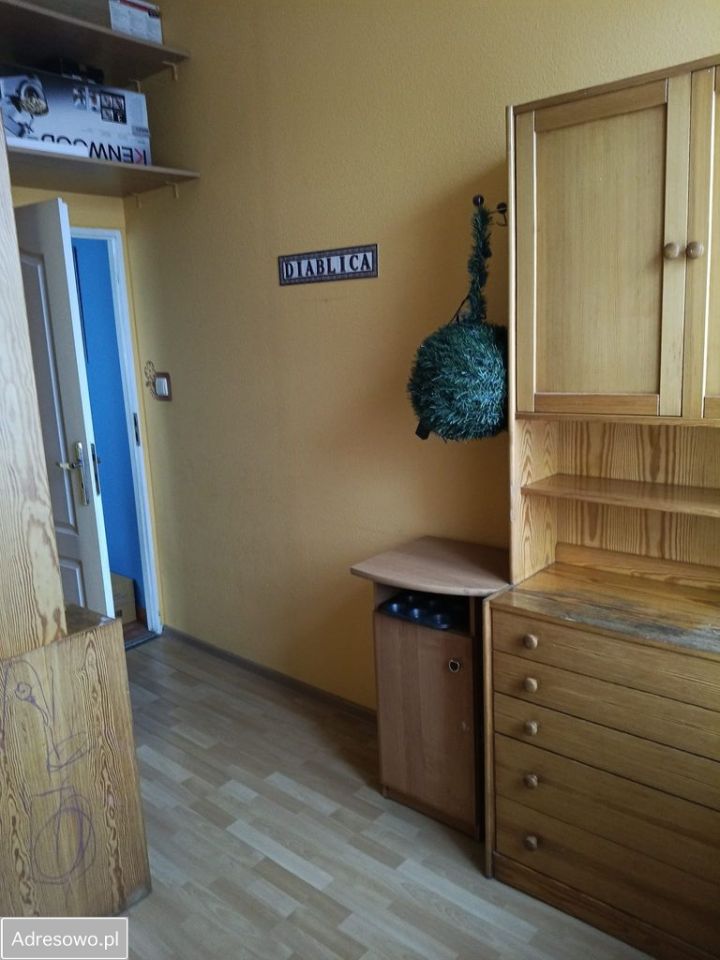 Mieszkanie 7-pokojowe Bytom Śródmieście. Zdjęcie 3