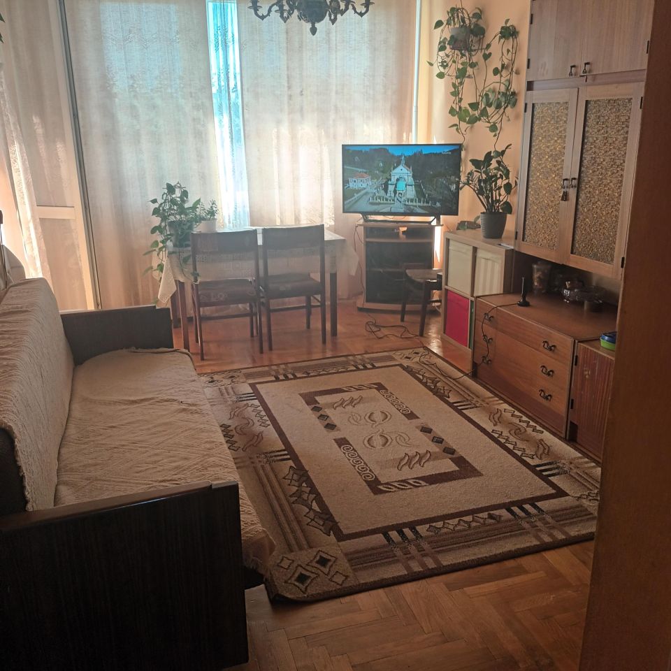 Mieszkanie 3-pokojowe Warszawa Saska Kępa, al. Stanów Zjednoczonych. Zdjęcie 1