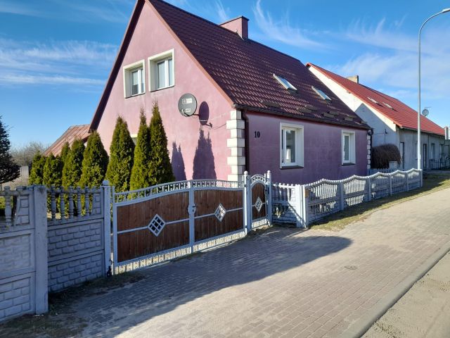 dom wolnostojący, 6 pokoi Wierzchowo, ul. Długa. Zdjęcie 1