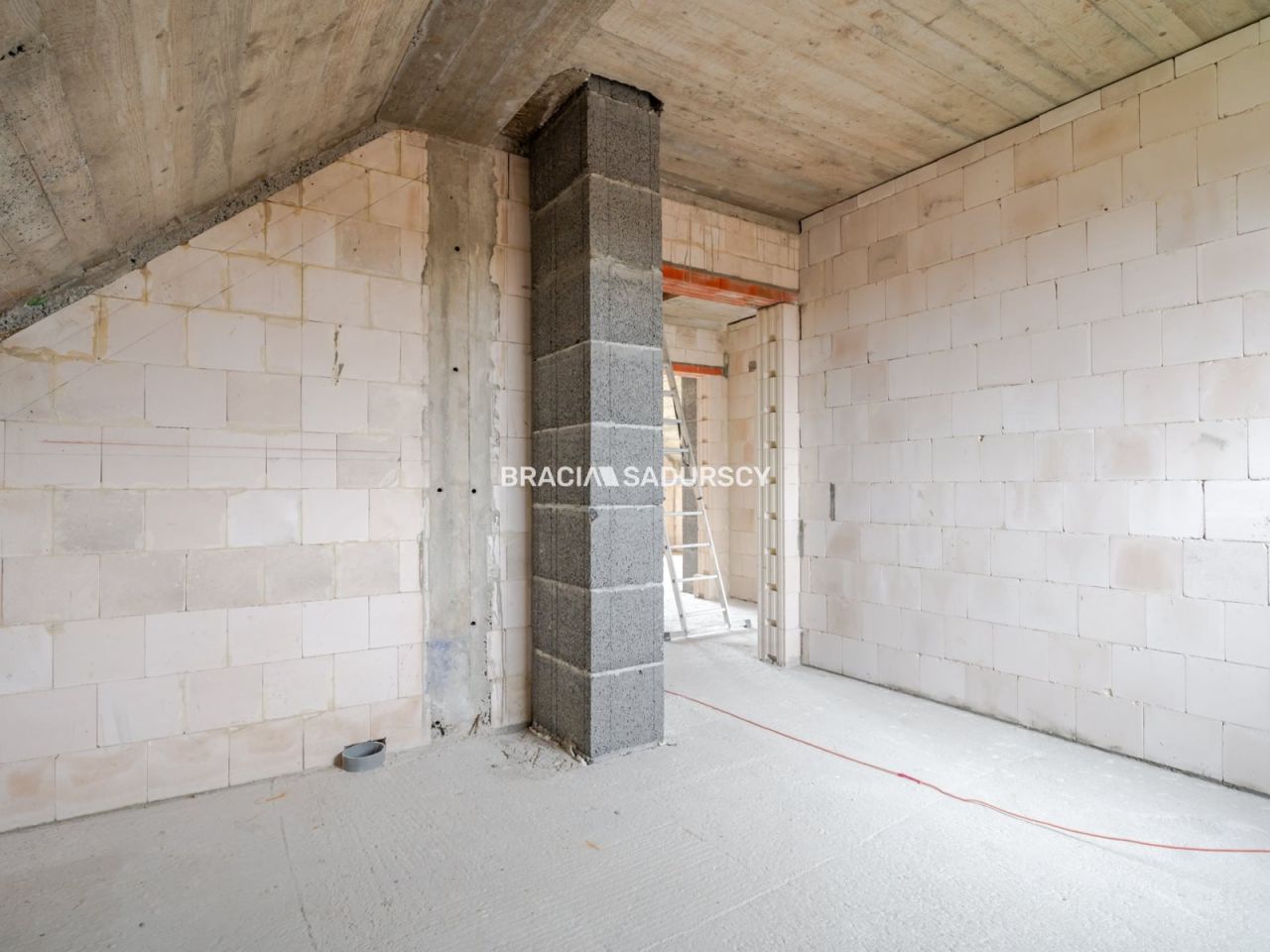 dom wolnostojący, 4 pokoje Bębło, ul. Lasek. Zdjęcie 15