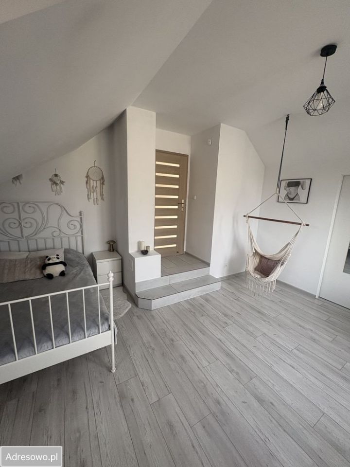 dom wolnostojący, 4 pokoje Pszczółki. Zdjęcie 16