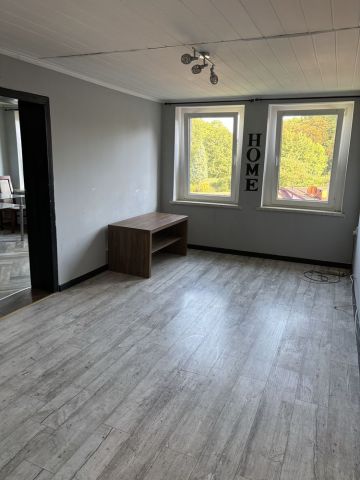 Mieszkanie 4-pokojowe Świętochłowice. Zdjęcie 1