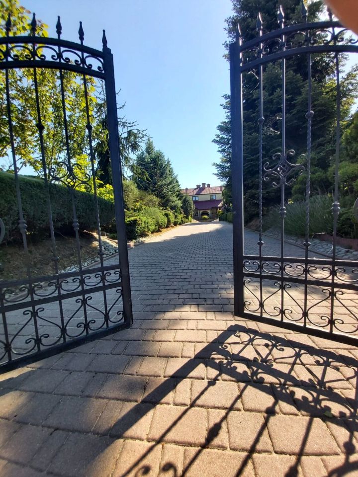 bliźniak, 8 pokoi Jasień. Zdjęcie 2