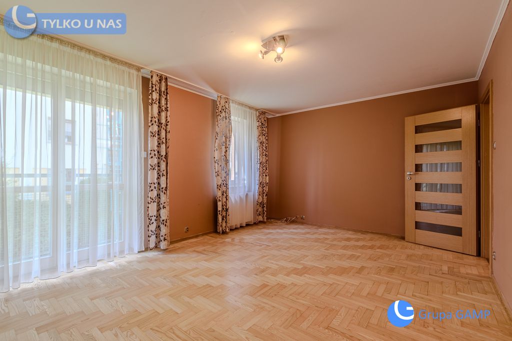 Mieszkanie 2-pokojowe Kraków Kurdwanów, ul. Tuchowska. Zdjęcie 2