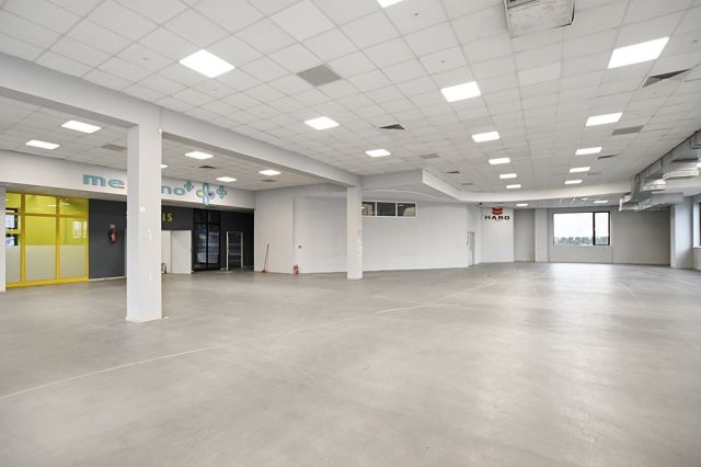 Lokal Łódź, al. marsz. Józefa Piłsudskiego. Zdjęcie 4