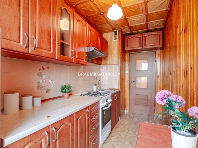 Mieszkanie 3-pokojowe Kraków Czyżyny, os. Dywizjonu 303. Zdjęcie 8