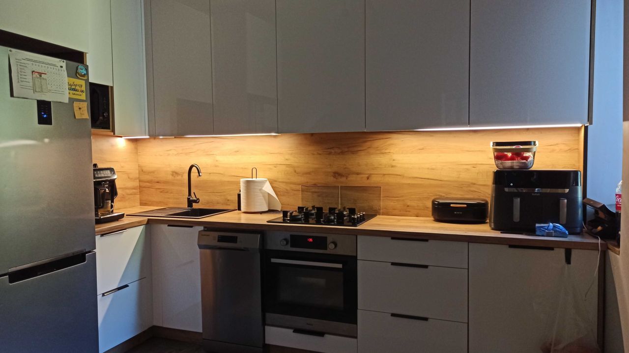 Mieszkanie 2-pokojowe Dobryszyce. Zdjęcie 3