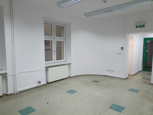 Biuro Kraków Śródmieście, pl. Szczepański. Zdjęcie 2