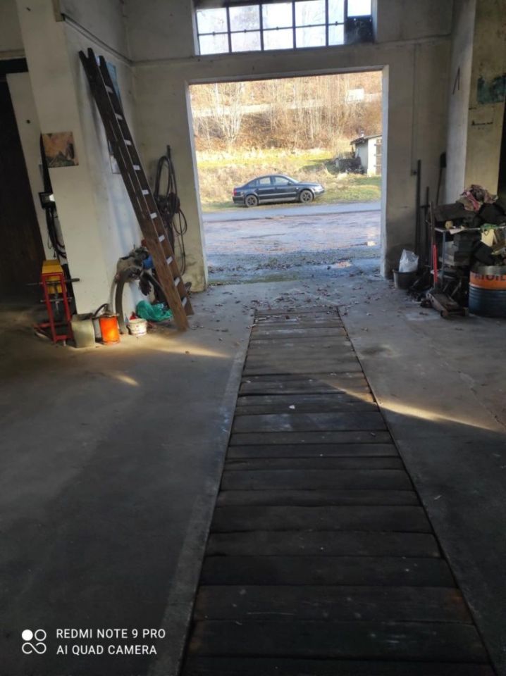 Hala/magazyn Jedlina-Zdrój. Zdjęcie 2