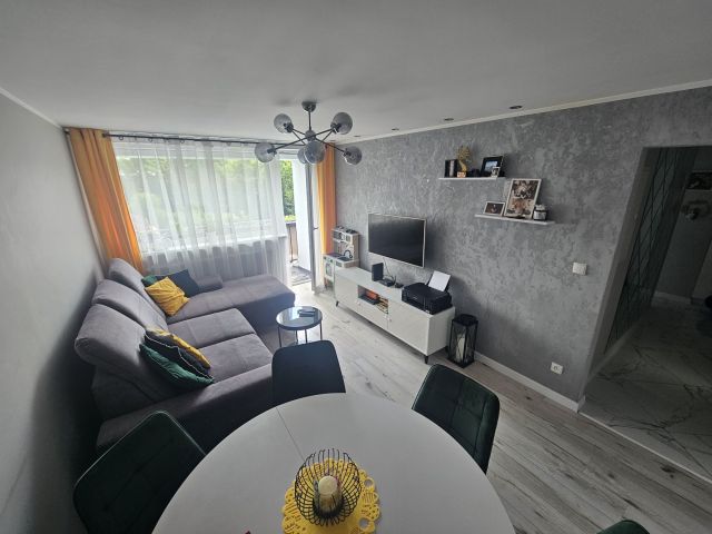 Mieszkanie 3-pokojowe Węgliniec, ul. Piłsudskiego. Zdjęcie 1