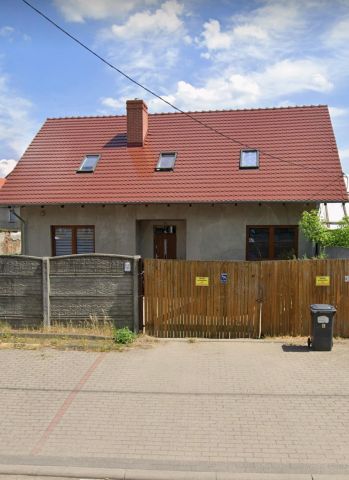 dom wolnostojący, 4 pokoje Iłowa, ul. Żeromskiego. Zdjęcie 1